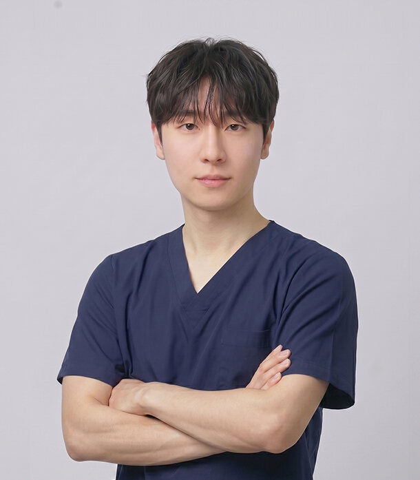 365효플란트치과 정유원 원장